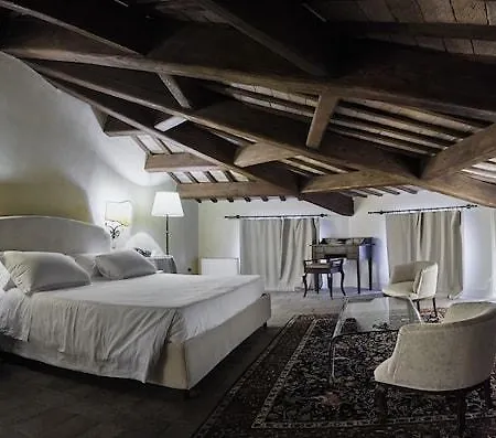Hotel Castello Di Montegridolfo