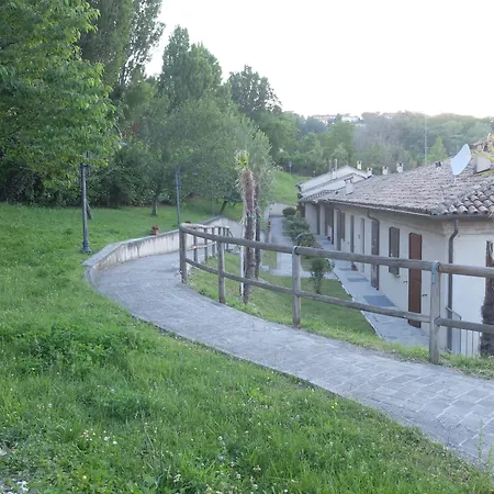 Castello Di Hotel Montegridolfo