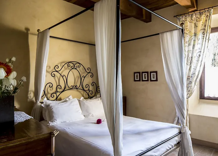 Castello Di Hotel Montegridolfo