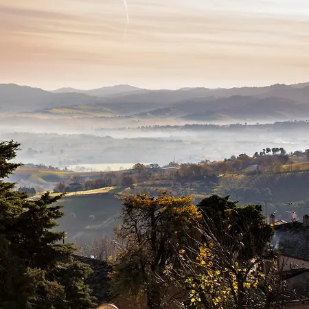 Hotel Castello Di Montegridolfo