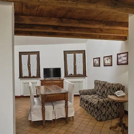 Castello Di Hotel