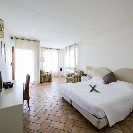 Castello Di Montegridolfo Hotel Montegridolfo