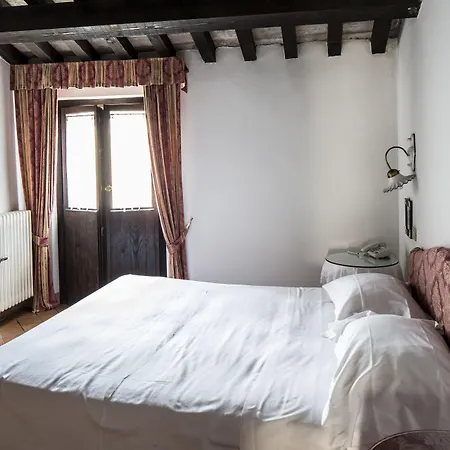 Castello Di Montegridolfo