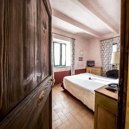 Castello Di Montegridolfo 4* Montegridolfo