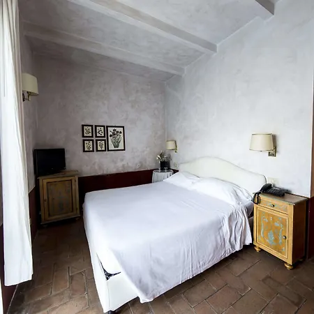 Castello Di 4* 몬테그리돌포