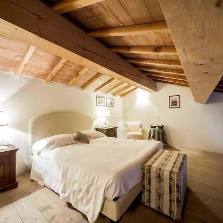 호텔 Castello Di 4*