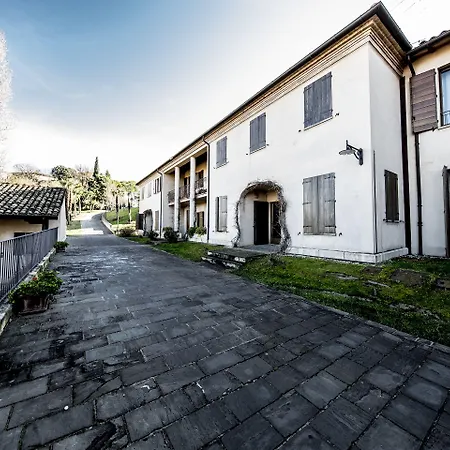 Castello Di Montegridolfo