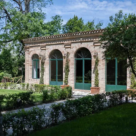 Hotel Castello Di Montegridolfo