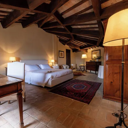 Hotel Castello Di Montegridolfo 4*