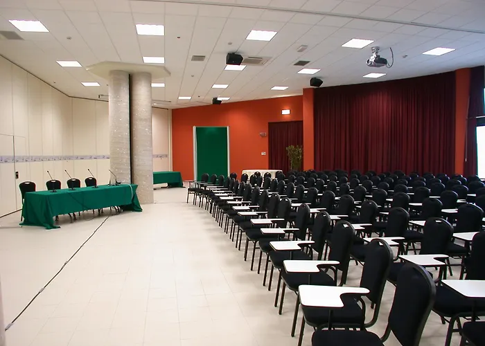 Ξενοδοχείο Castello Di Montegridolfo 4*