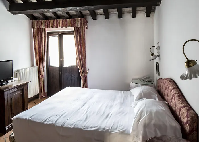 Castello Di Montegridolfo