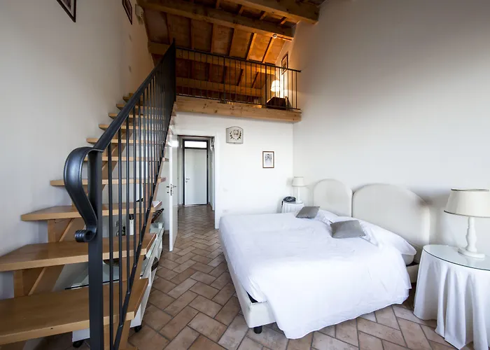 Castello Di Montegridolfo 4*