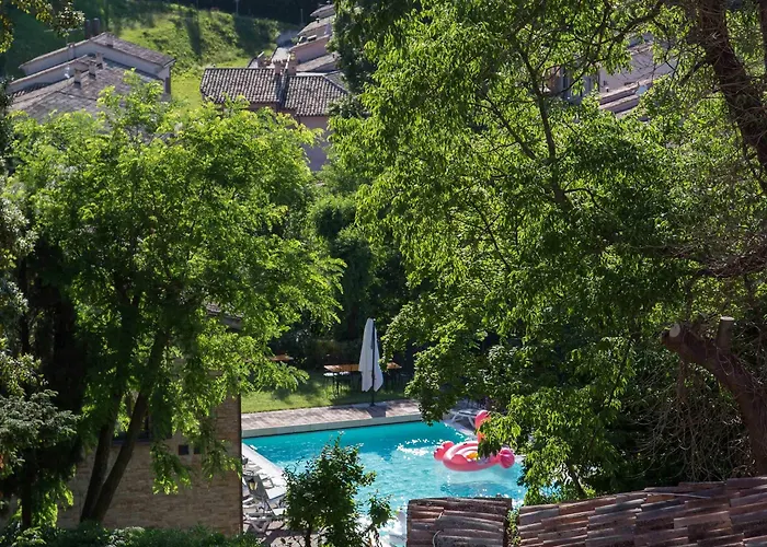 Hotel Castello Di 4*