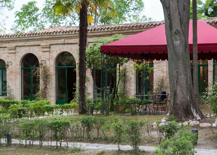 Castello Di Montegridolfo 4*