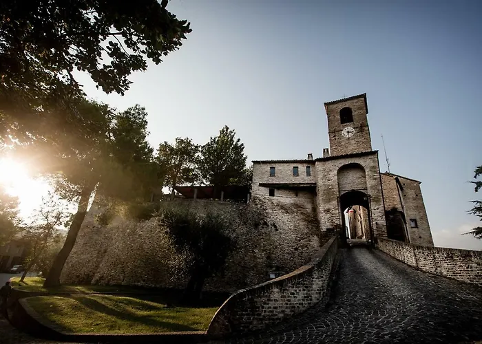 Castello Di Montegridolfo 4*